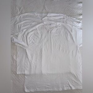TulTex Men’s Size XXL V-Neck Blank White Tshirts Short Sleeve NEW Set of two